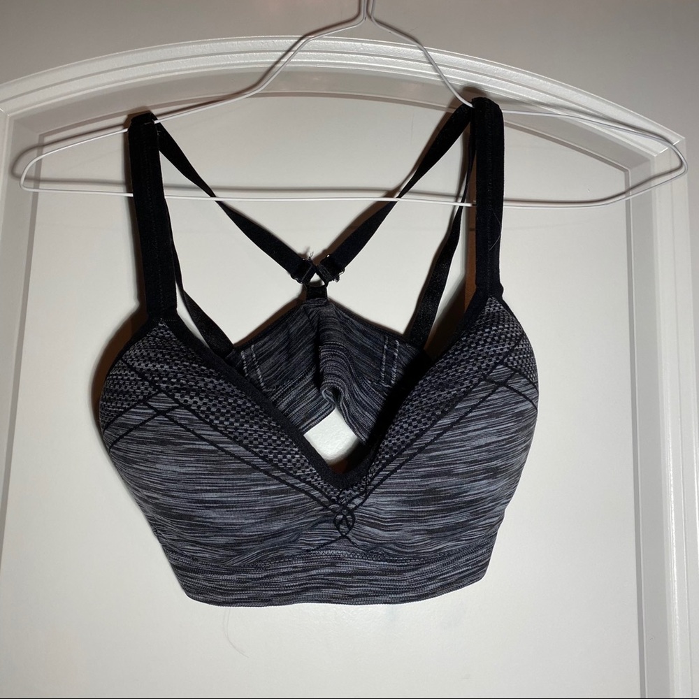 High support sports bra